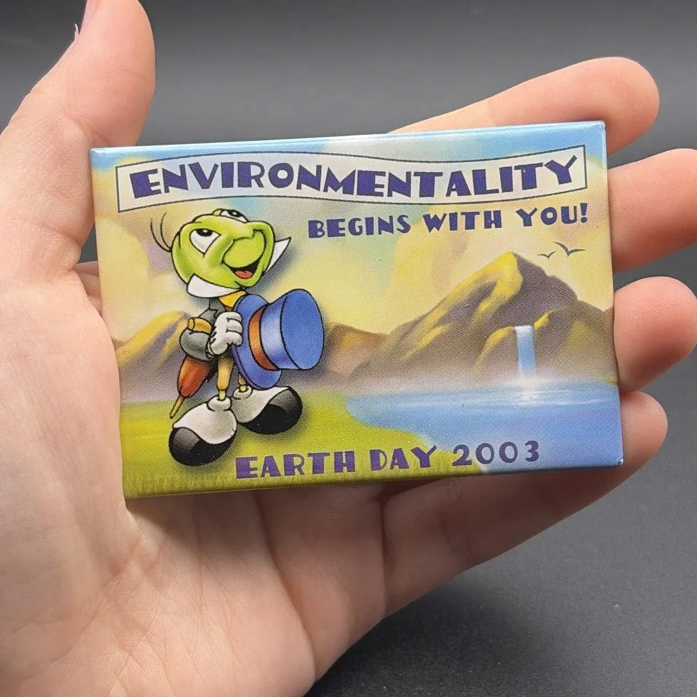 Disney Jiminy Cricket Earth Day 2003‎ Environmentality Begins With You Pin